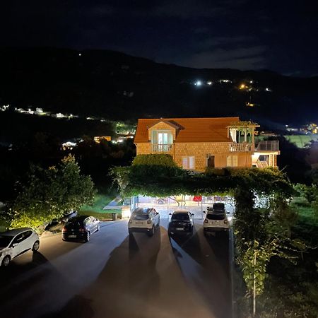 Apartmani Mendula Будва Екстер'єр фото