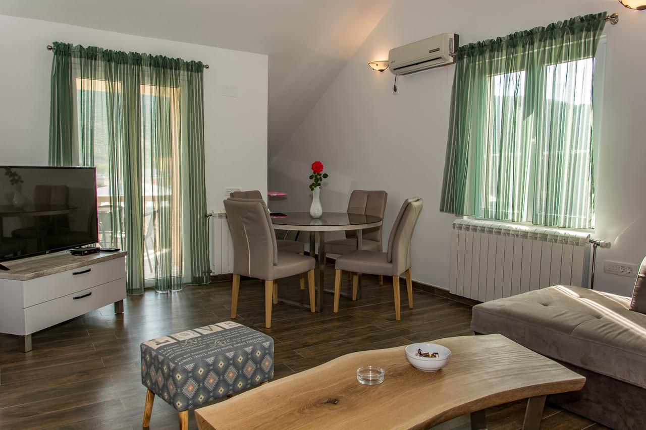 Apartmani Mendula Будва Екстер'єр фото